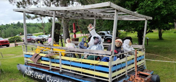 Da Yoopers Tourist Trap - Web Listing (newer photo)